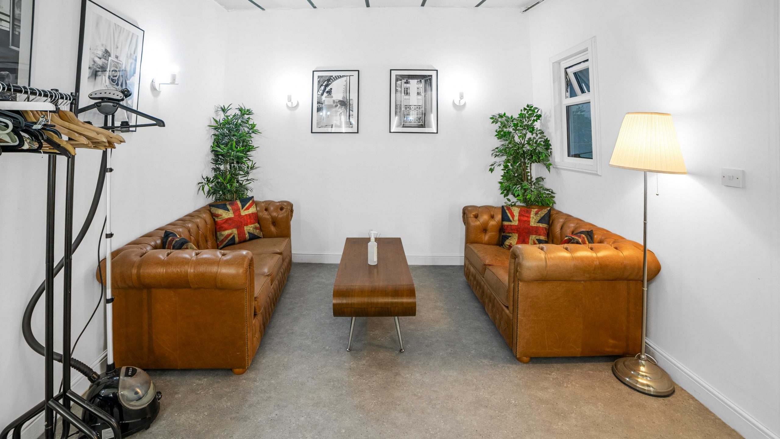 Client-Area-Green-Room-Cineview-Studios