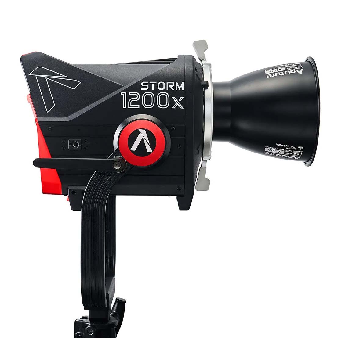 aputure 1200x light
